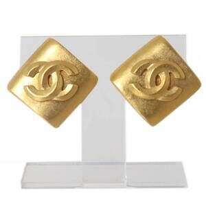 Chanel Cc Logo Clip-On Earrings Metal #229058C92B